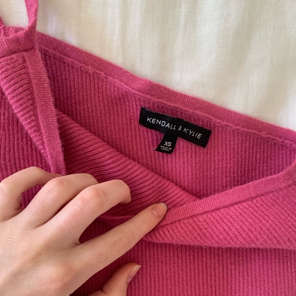 PACSUN KENDALL AND KYLIE PINK TOP - Picture 3 of 3